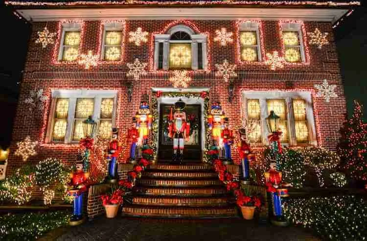 dyker-heights-luci-natale-copertina